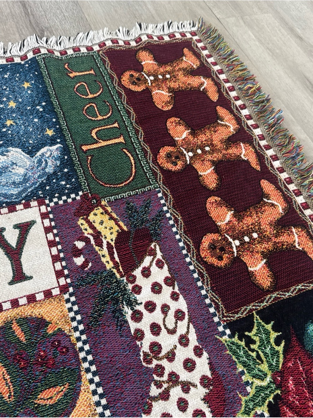 Goodwin Weavers Christmas Santa Old World Woven Tapestry Throw Blanket Bears - Picture 9 of 10